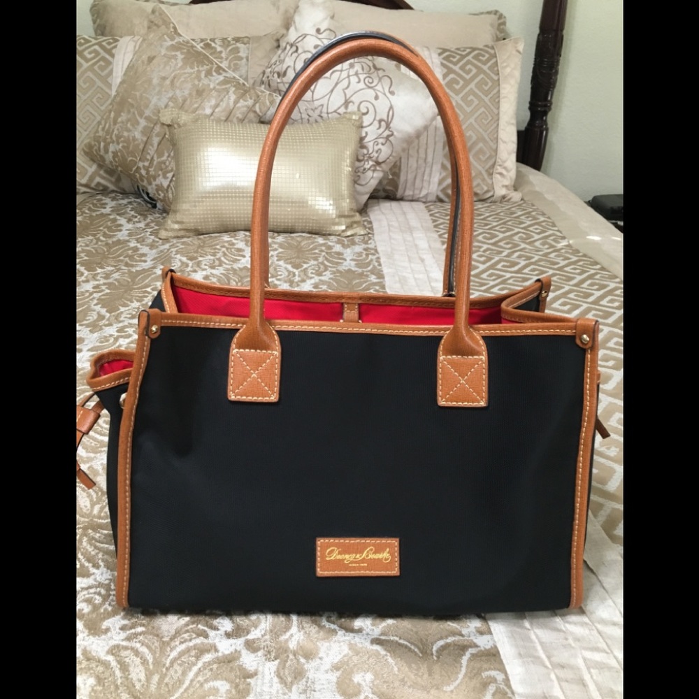 Dooney and Bourke Handbag